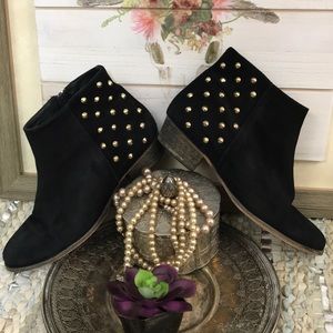 Charles David black suede studded booties 7.5